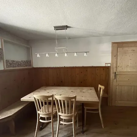 Muklas By Interhome Parsonz