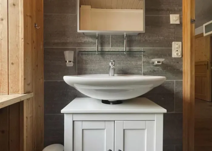 Muklas By Interhome * Parsonz